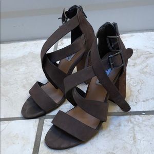 Steve Madden Sundance brown nubuck heels
